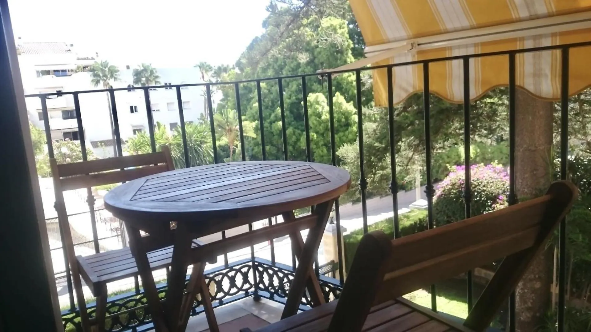 La Carihuelala Farola Apartment Torremolinos