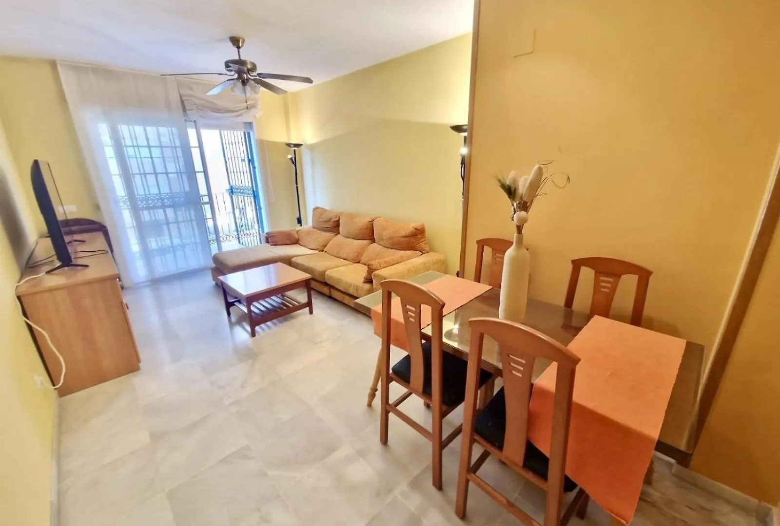 Apartament La Carihuelala Farola Torremolinos